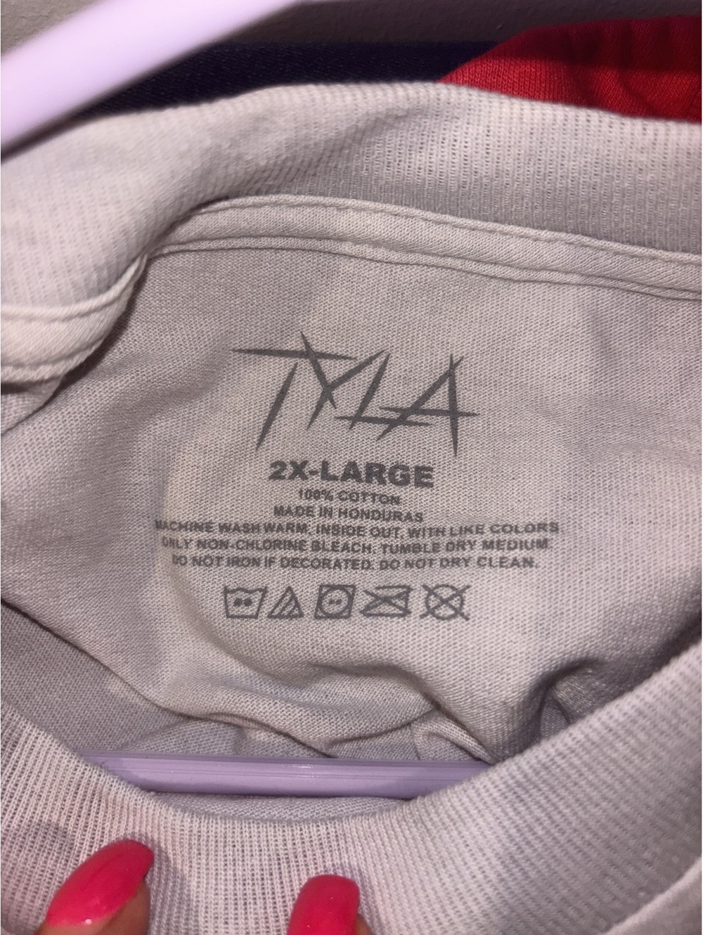 Tyla Graphic T-Shirt 2XL Gray Portrait Tee Music Artist Fan Shirt - Picture 3 of 4